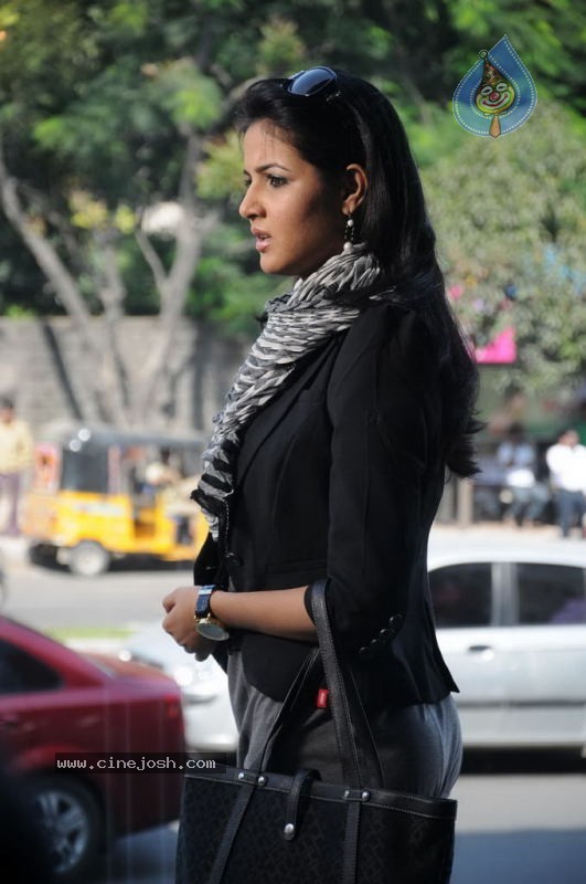 Vaanam Movie Latest Stills - 27 / 82 photos