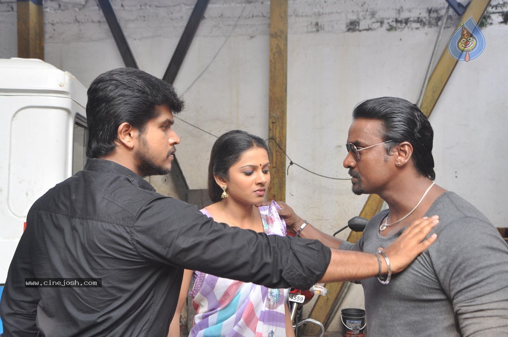 Vaathu Tamil Movie Hot Stills - 14 / 38 photos