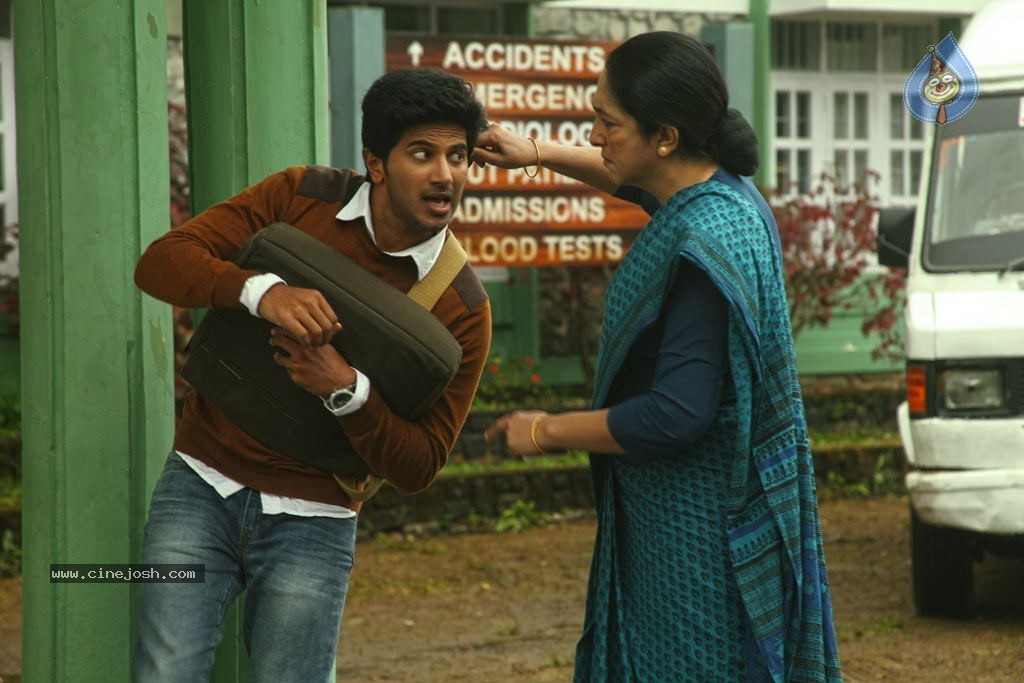 Vaayai Moodi Pesavum Tamil Movie Stills - 23 / 112 photos