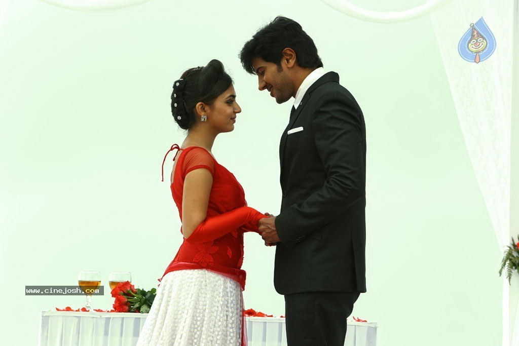 Vaayai Moodi Pesavum Tamil Movie Stills - 97 / 112 photos