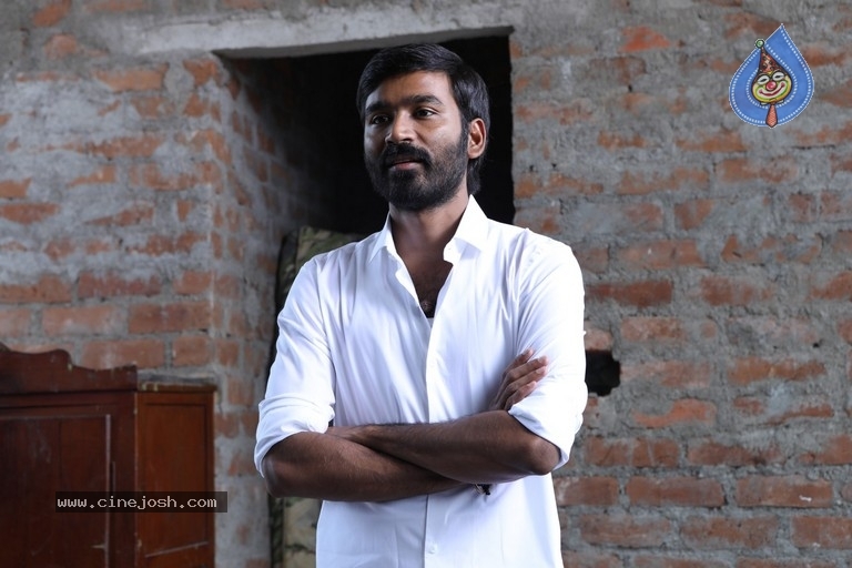 Vada Chennai Movie Stills - 1 / 6 photos
