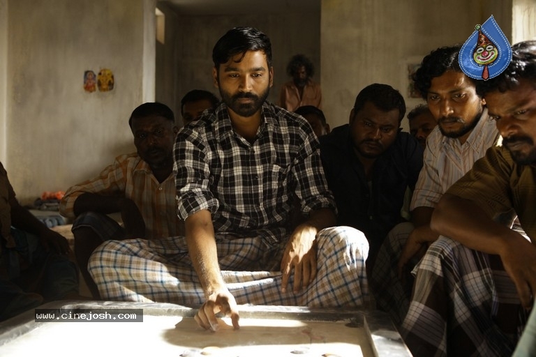 Vada Chennai Movie Stills - 2 / 6 photos