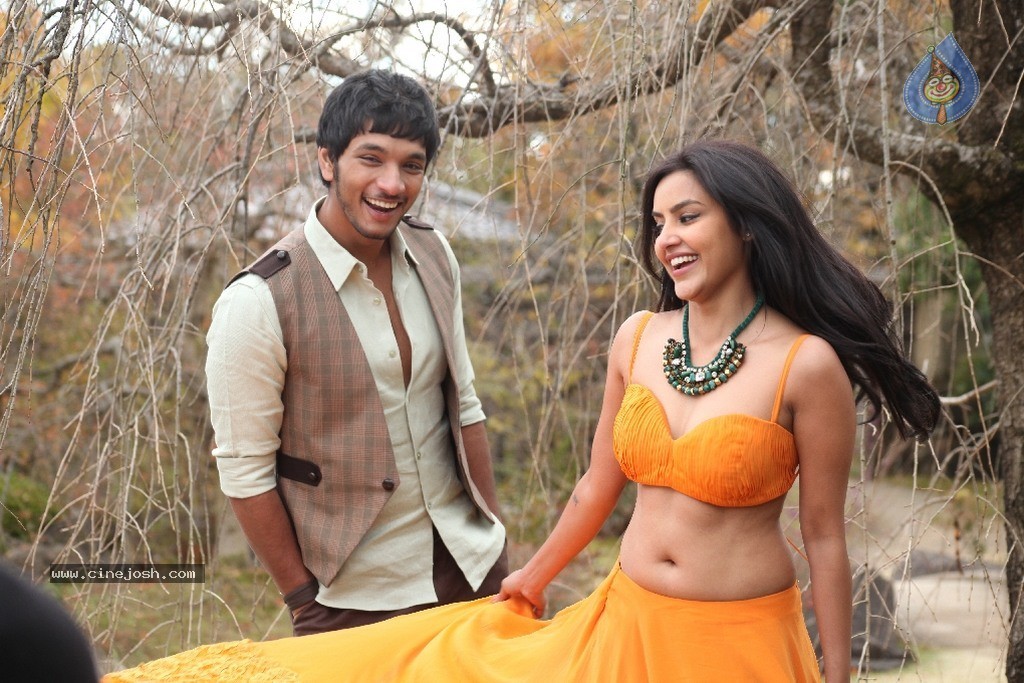 Vai Raja Vai Tamil Movie Stills - 7 / 35 photos