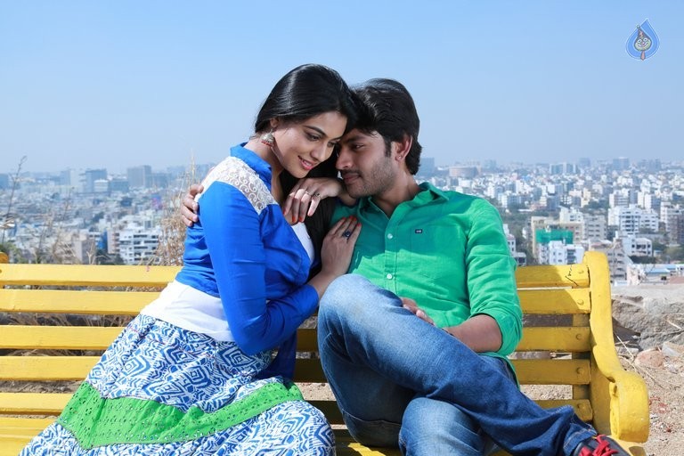 Valli Movie New Photos - 1 / 4 photos