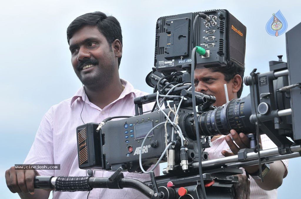 Vanakkam Chennai Tamil Movie Photos - 10 / 138 photos