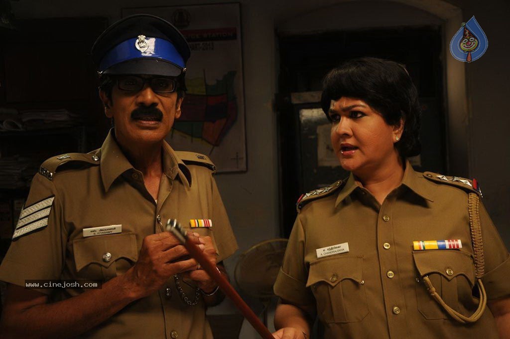 Vanakkam Chennai Tamil Movie Photos - 23 / 138 photos