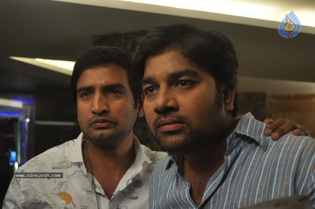 Vanakkam Chennai Tamil Movie Photos - 24 / 138 photos