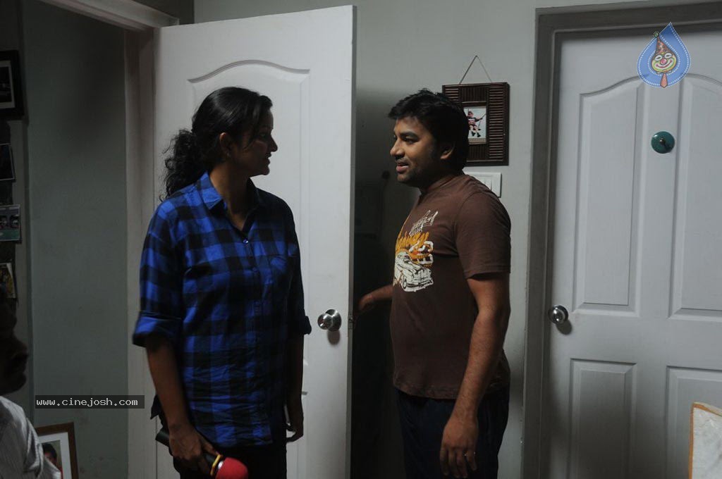 Vanakkam Chennai Tamil Movie Photos - 38 / 138 photos
