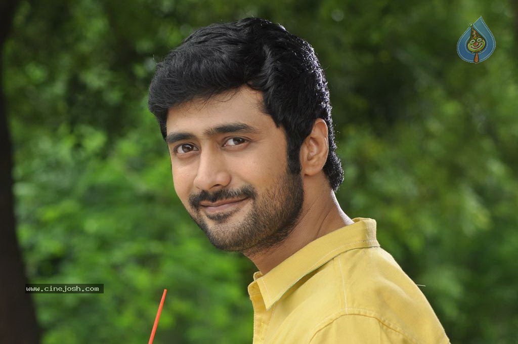 Vanakkam Chennai Tamil Movie Photos - 47 / 138 photos