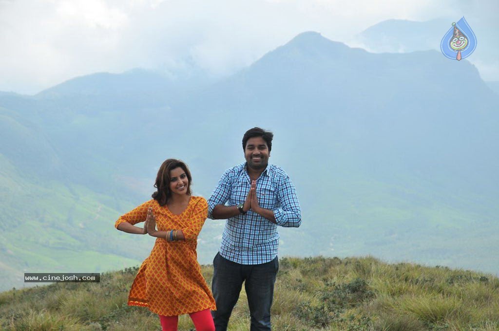Vanakkam Chennai Tamil Movie Photos - 50 / 138 photos