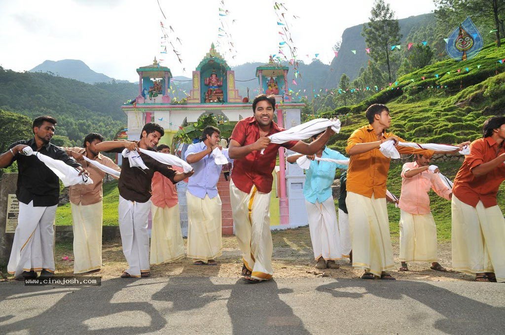 Vanakkam Chennai Tamil Movie Photos - 60 / 138 photos