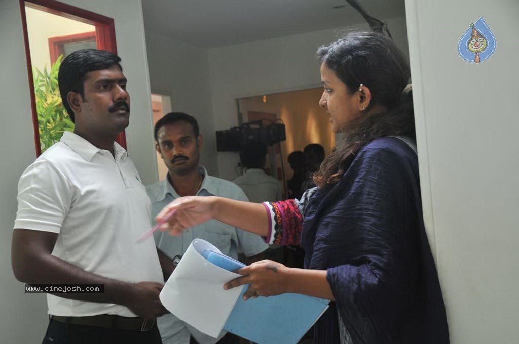 Vanakkam Chennai Tamil Movie Photos - 70 / 138 photos
