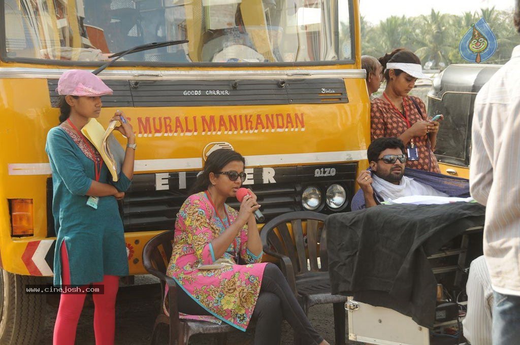 Vanakkam Chennai Tamil Movie Photos - 82 / 138 photos