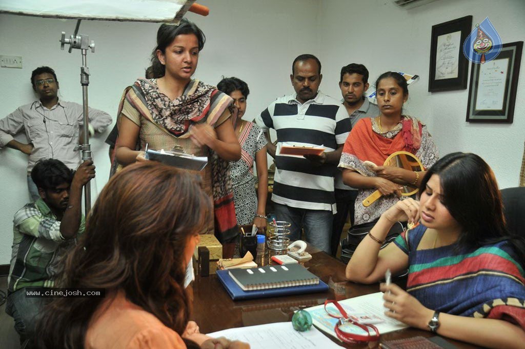 Vanakkam Chennai Tamil Movie Photos - 107 / 138 photos