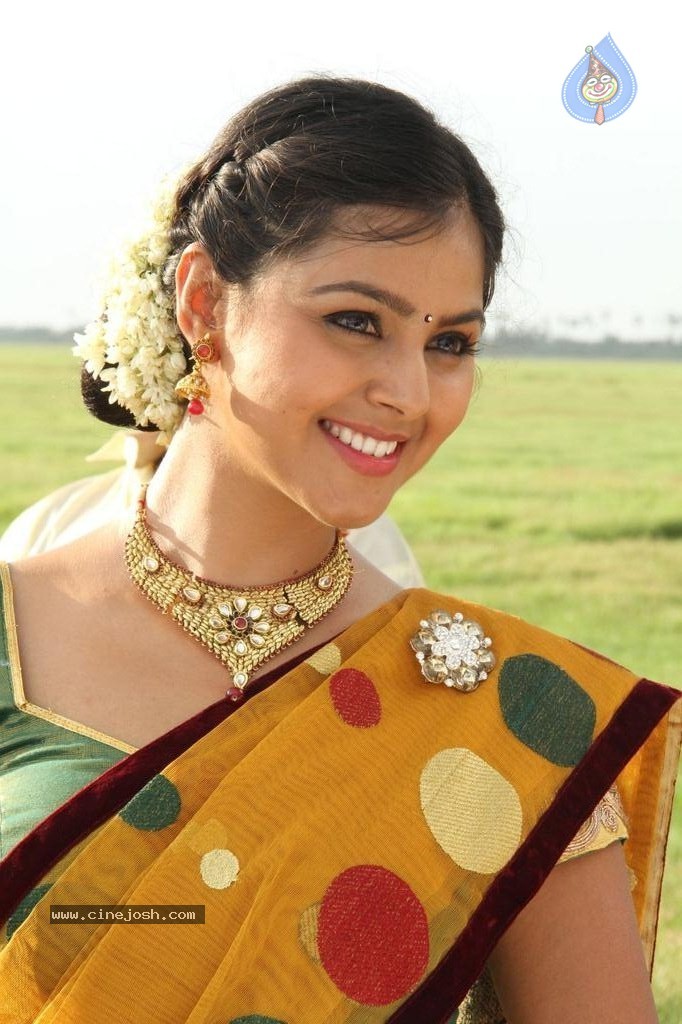 Vanavarayan Vallavarayan Tamil Movie Photos - 56 / 81 photos