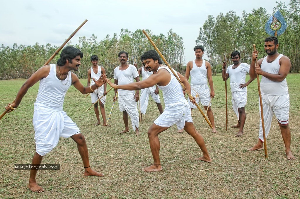 Vanavarayan Vallavarayan Tamil Movie Photos - 13 / 17 photos