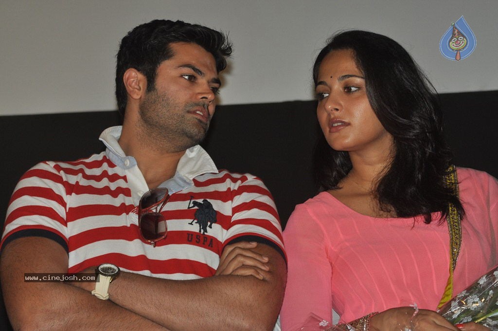 Varna Tamil Movie Stills - 18 / 87 photos