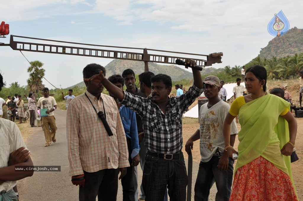 Varusanadu Tamil Movie Stills - 28 / 53 photos