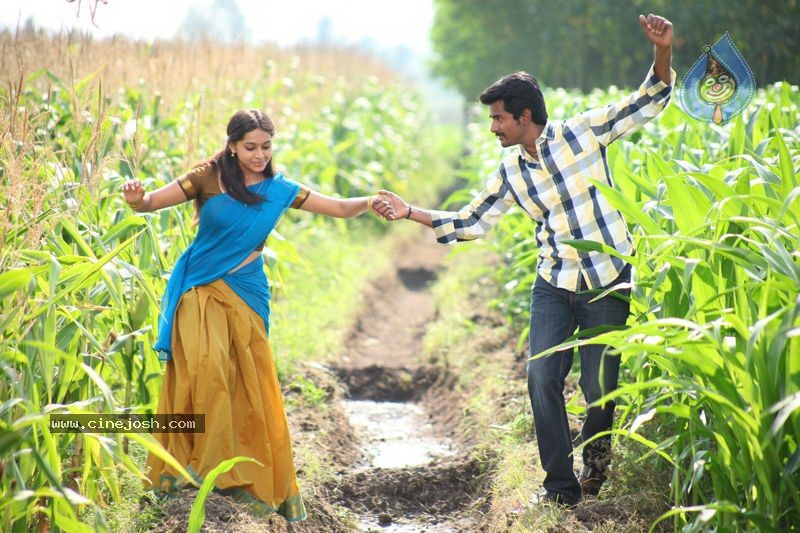 Varutha Padatha Valibar Sangam Tamil Movie New Photos - 6 / 27 photos