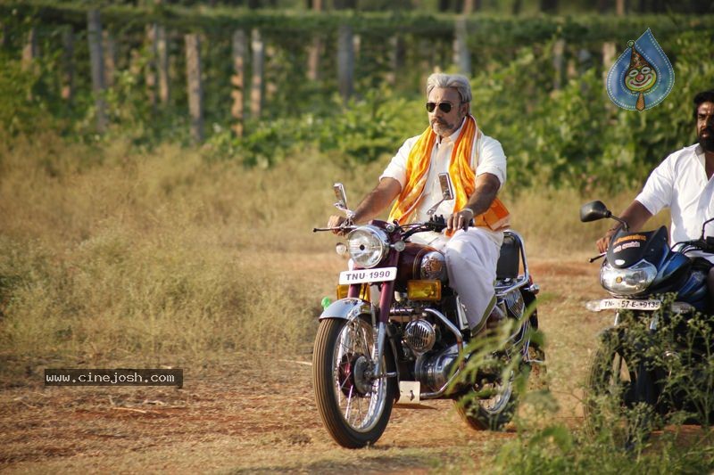 Varutha Padatha Valibar Sangam Tamil Movie New Photos - 16 / 27 photos