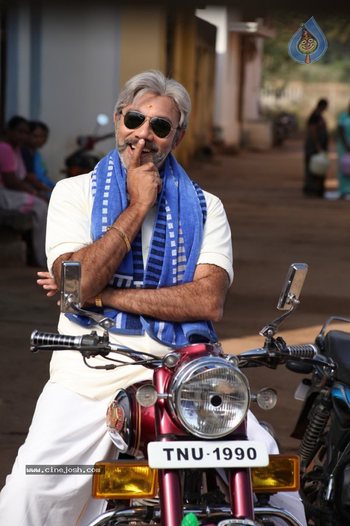 Varutha Padatha Valibar Sangam Tamil Movie New Photos - 25 / 27 photos