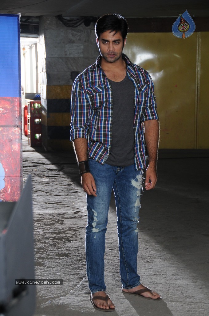 Vasool Raja Movie Latest Stills - 50 / 103 photos