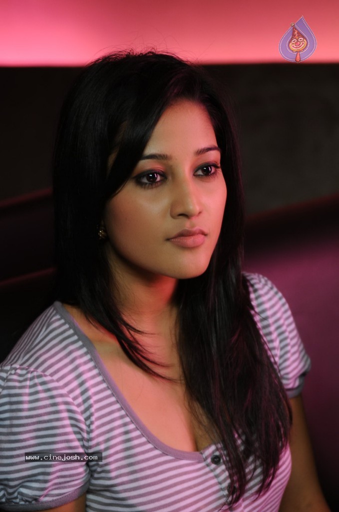 Vasool Raja Movie Stills - 9 / 15 photos