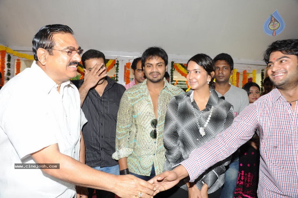 Vasul Raja Movie Opening - 40 / 100 photos