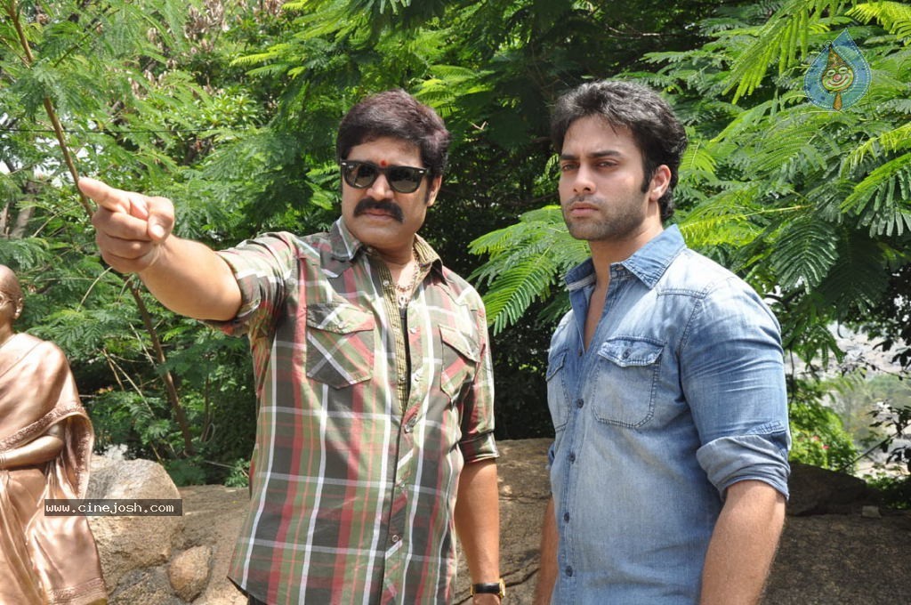 Vasul Raja Movie Opening - 48 / 100 photos