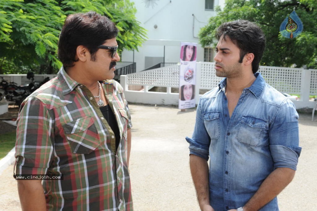 Vasul Raja Movie Opening - 52 / 100 photos