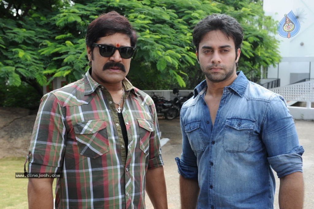 Vasul Raja Movie Opening - 54 / 100 photos