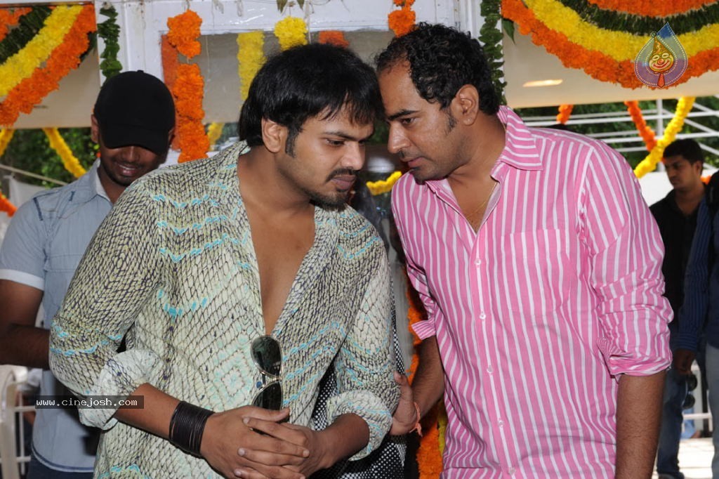 Vasul Raja Movie Opening - 63 / 100 photos