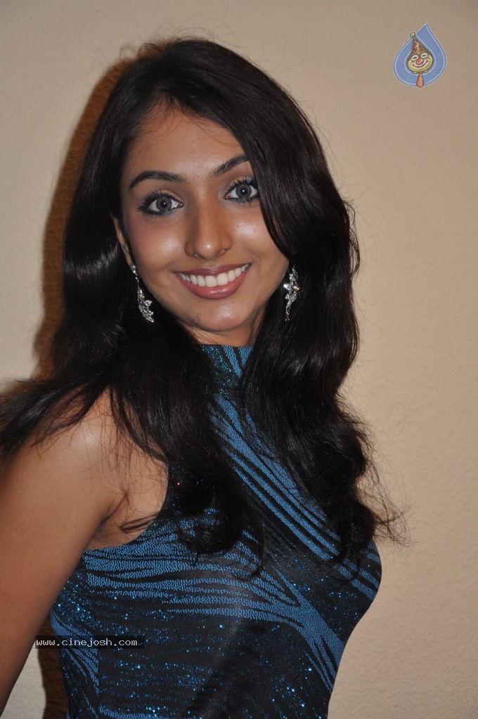 Vavwal Pasanga Tamil Movie Stills - 10 / 72 photos