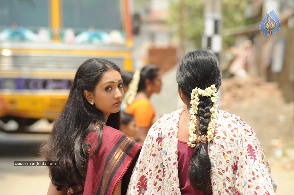 Vavwal Pasanga Tamil Movie Stills - 16 / 72 photos