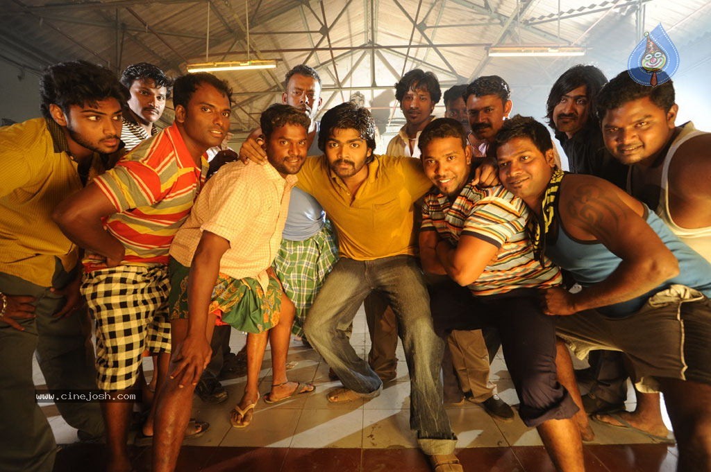 Vavwal Pasanga Tamil Movie Stills - 38 / 72 photos