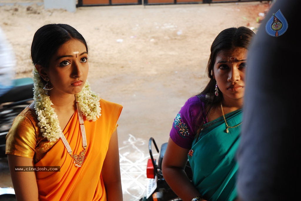 Vavwal Pasanga Tamil Movie Stills - 53 / 72 photos