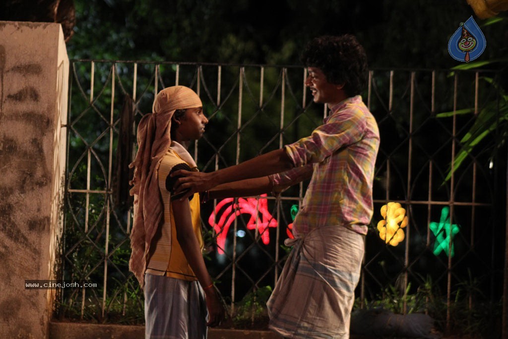 Vazhakku Enn 18 by 9 Tamil Movie Stills - 61 / 69 photos