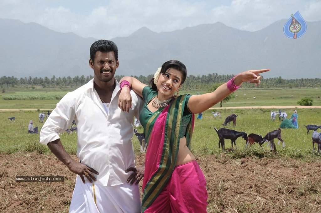 Vedi Tamil Movie Stills  - 16 / 53 photos