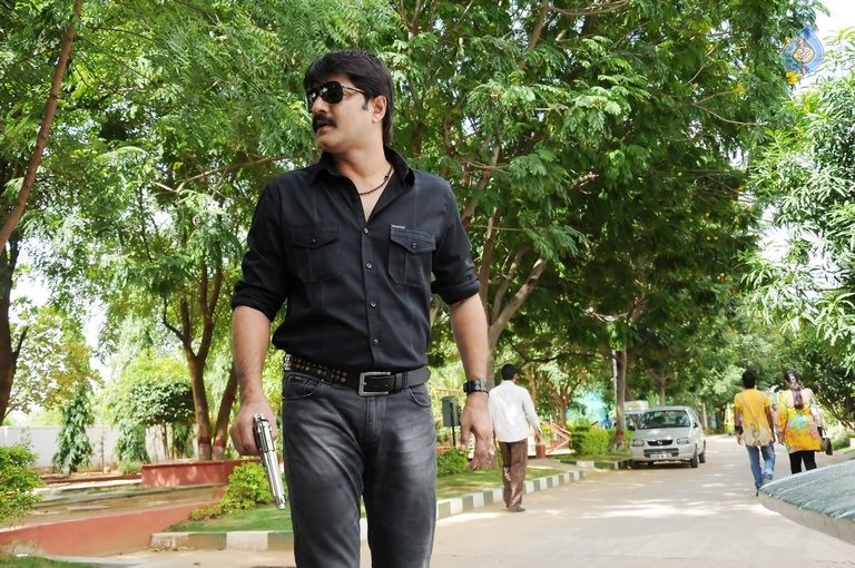 Veediki Dookudekkuva Movie Photos - 25 / 54 photos