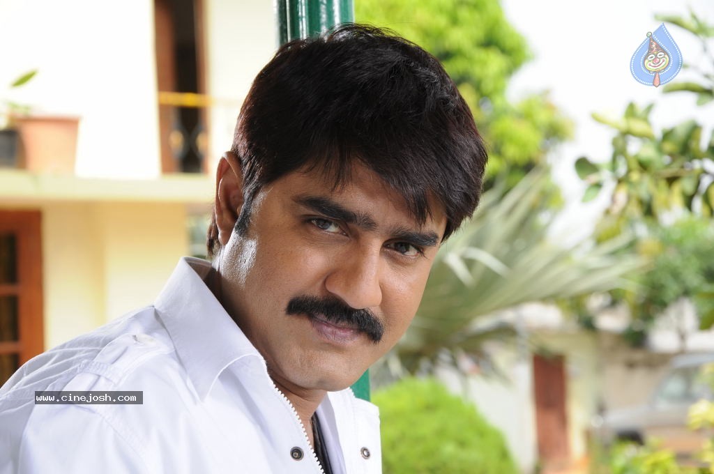 Veediki Dookudekkuva Movie Stills - 22 / 42 photos