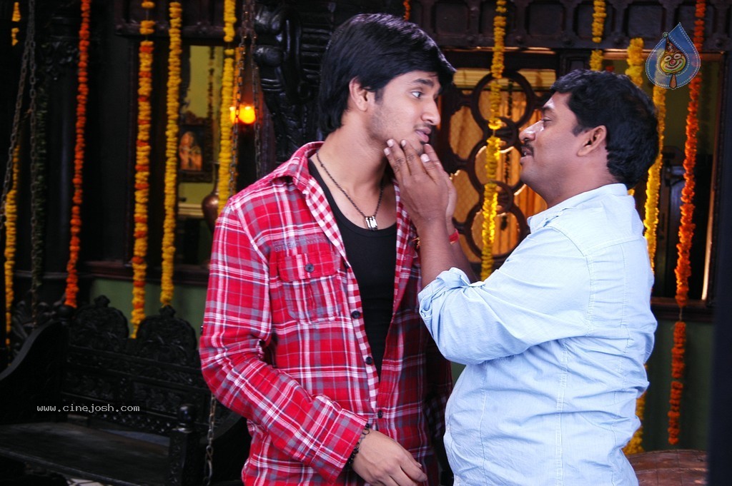 Veedu Theda Movie New Stills - 32 / 72 photos