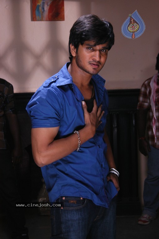 Veedu Theda Movie New Stills - 46 / 72 photos