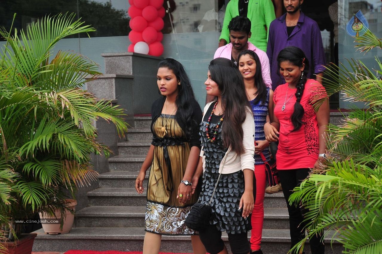 Veelaithe Premiddam Movie Stills - 26 / 44 photos