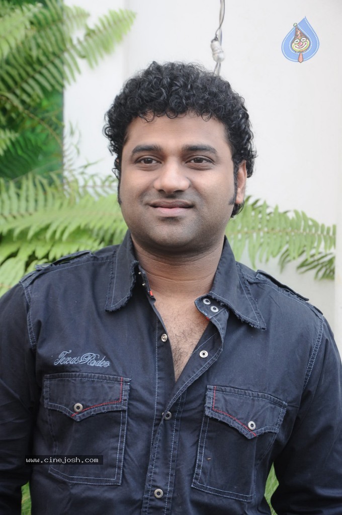 Veeram Tamil Movie New Photos - 24 / 45 photos