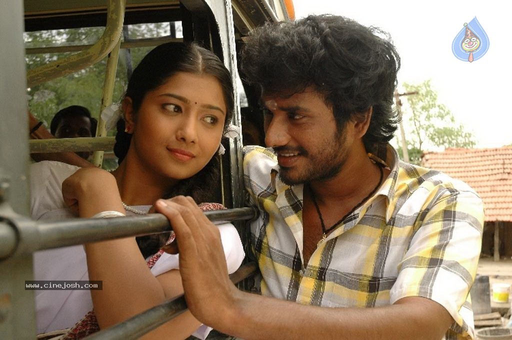 Veeran Muthurakku Tamil Movie Photos - 1 / 38 photos