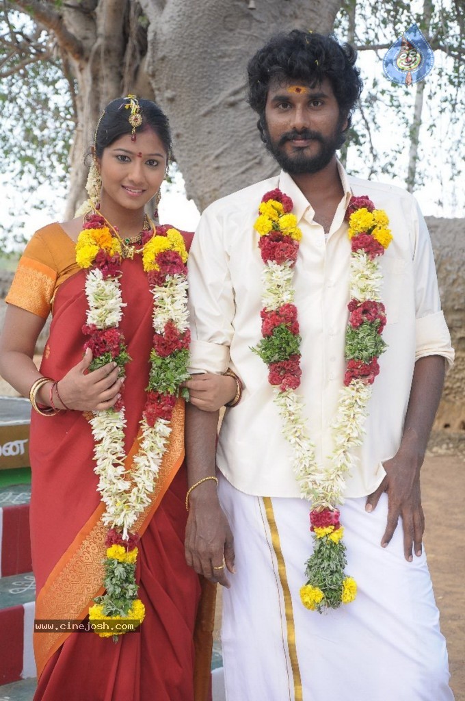 Veeran Muthurakku Tamil Movie Photos - 20 / 38 photos