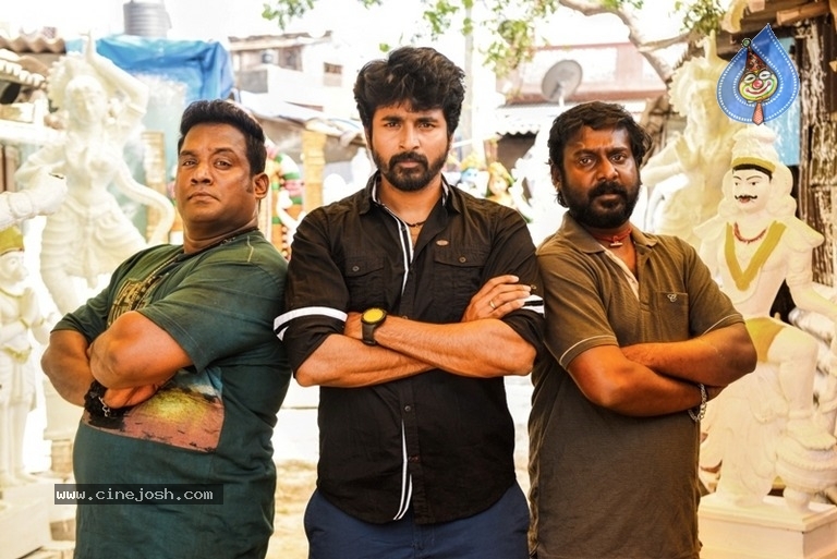 Velaikkaran Tamil Film Photos - 21 / 21 photos