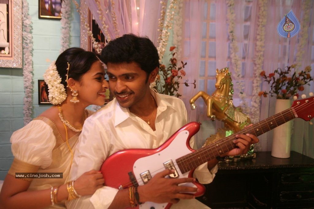 Vellakkara Durai Tamil Movie Gallery - 31 / 68 photos