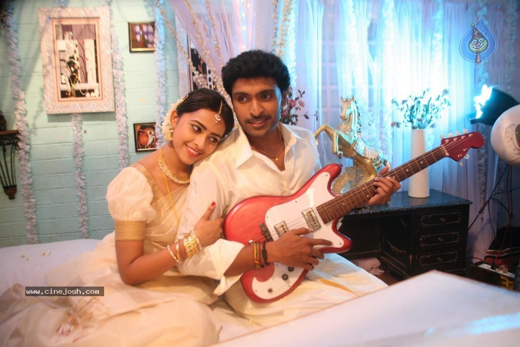 Vellakkara Durai Tamil Movie Gallery - 32 / 68 photos