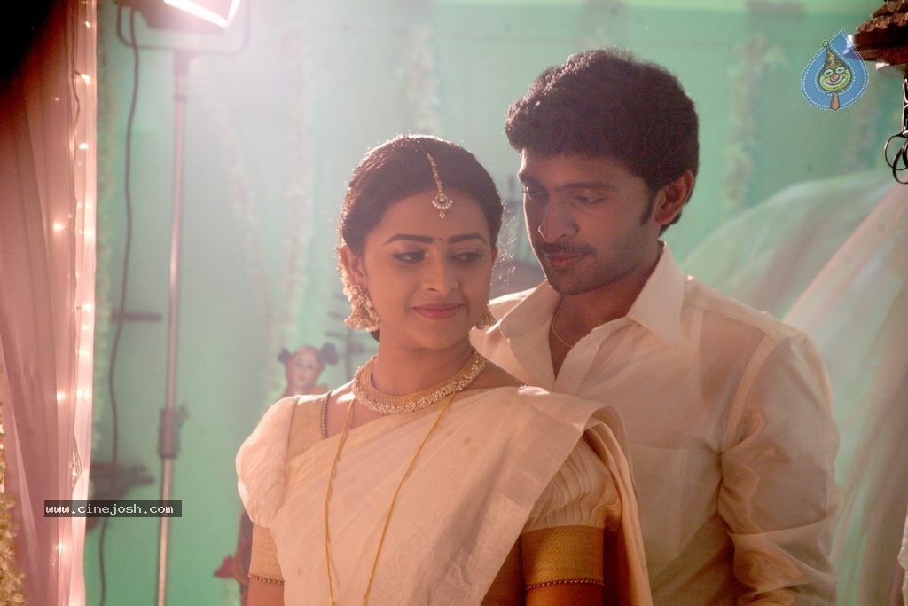 Vellakkara Durai Tamil Movie Gallery - 34 / 68 photos